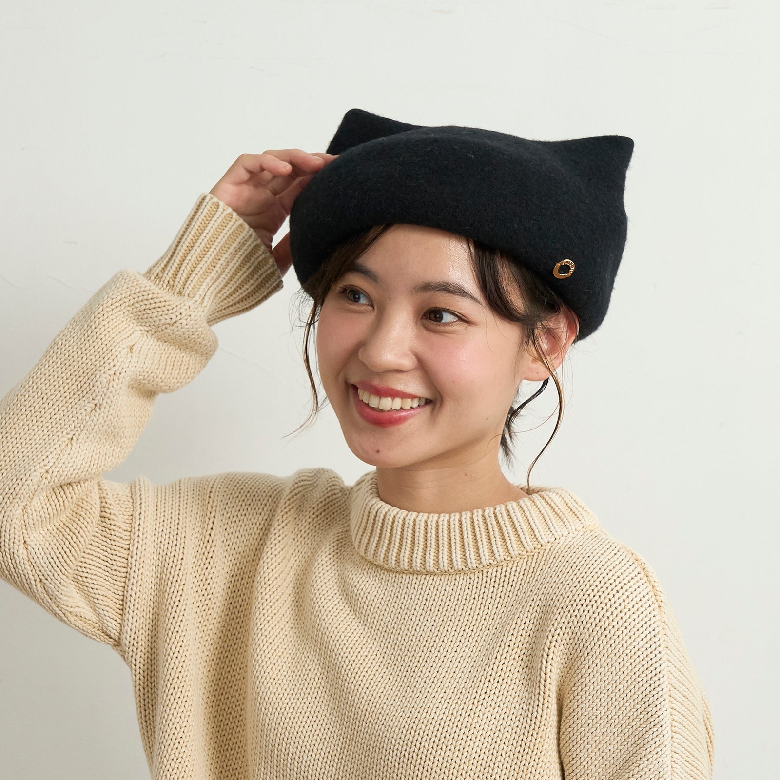 ポンポンネコベレー/黒猫