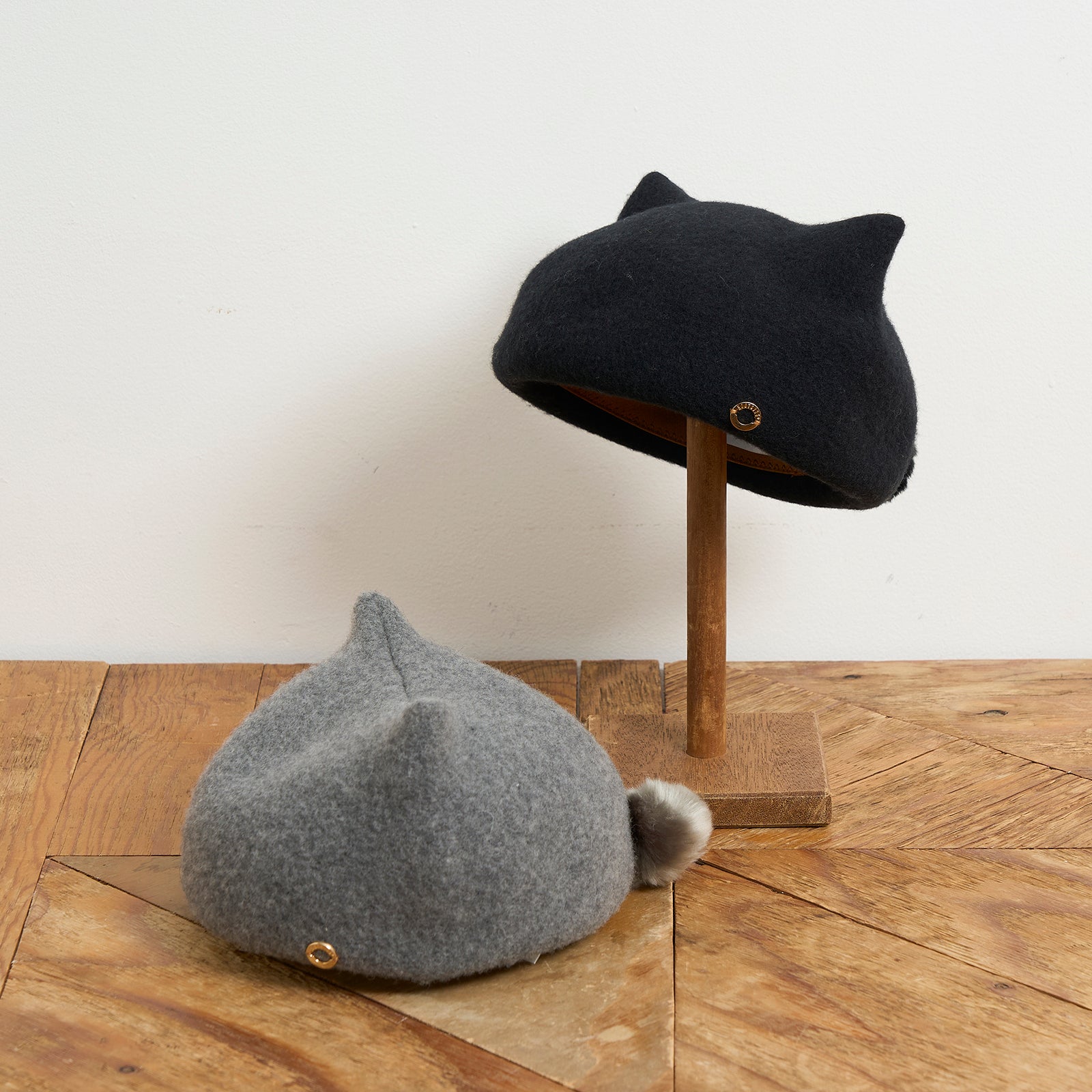 ポンポンネコベレー/黒猫