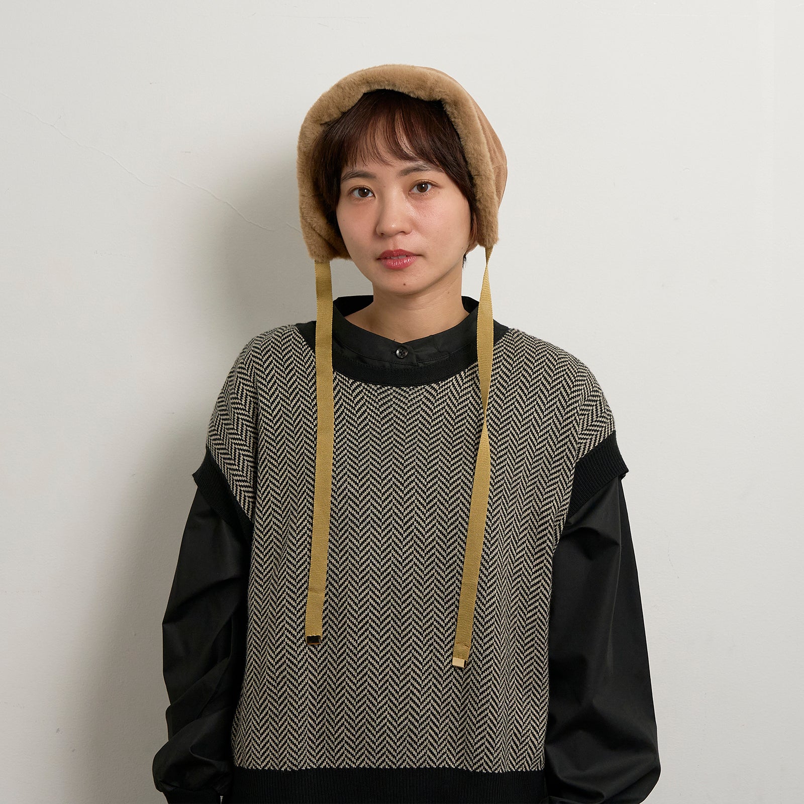 スエードボンネットフード