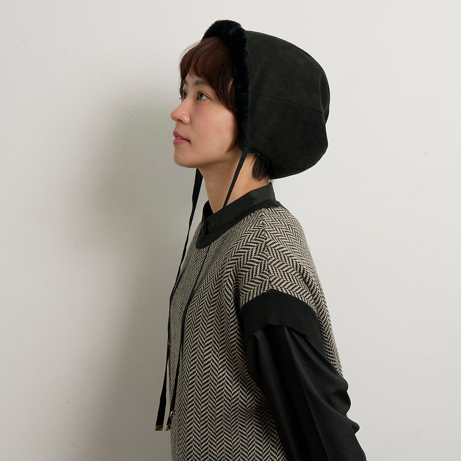 スエードボンネットフード