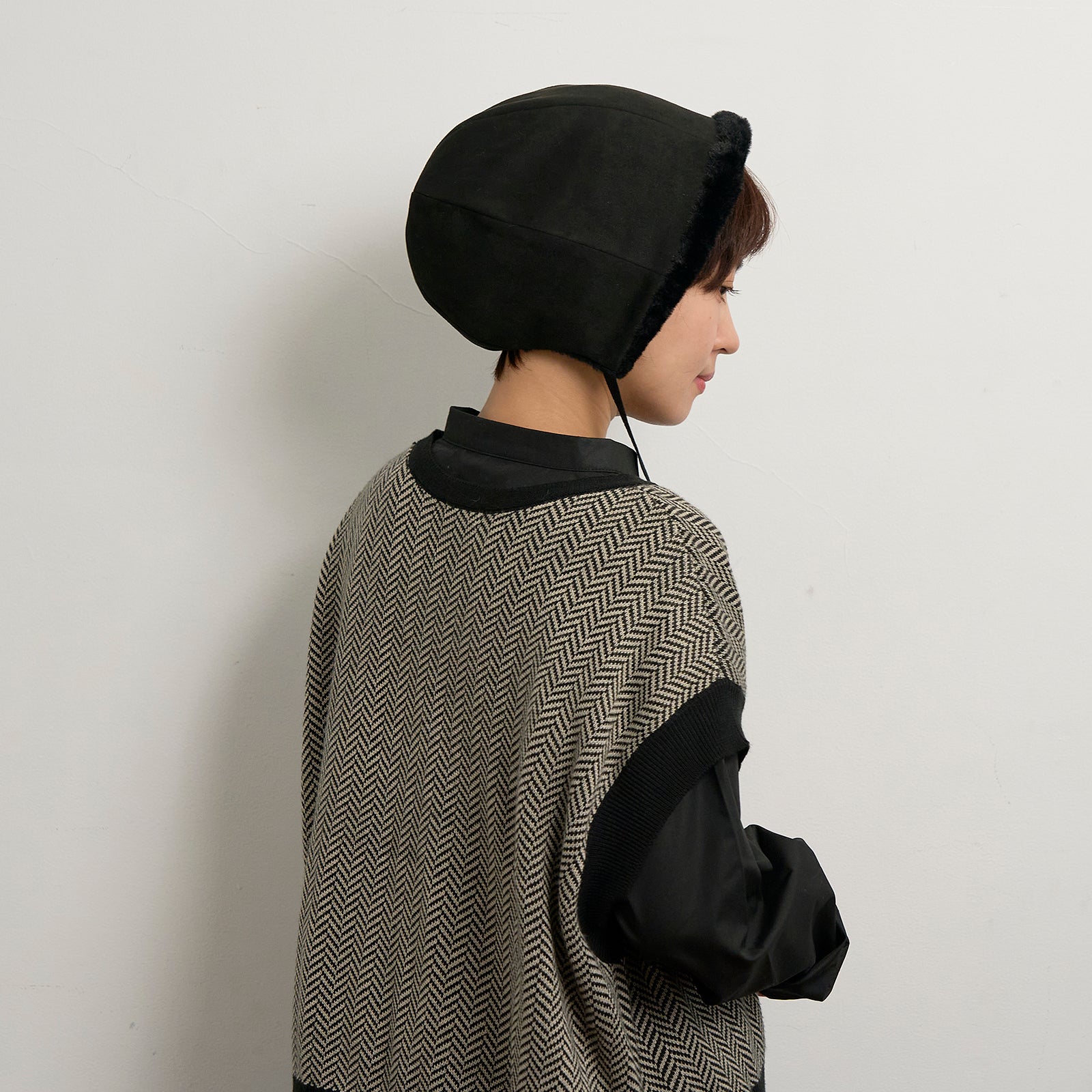 スエードボンネットフード