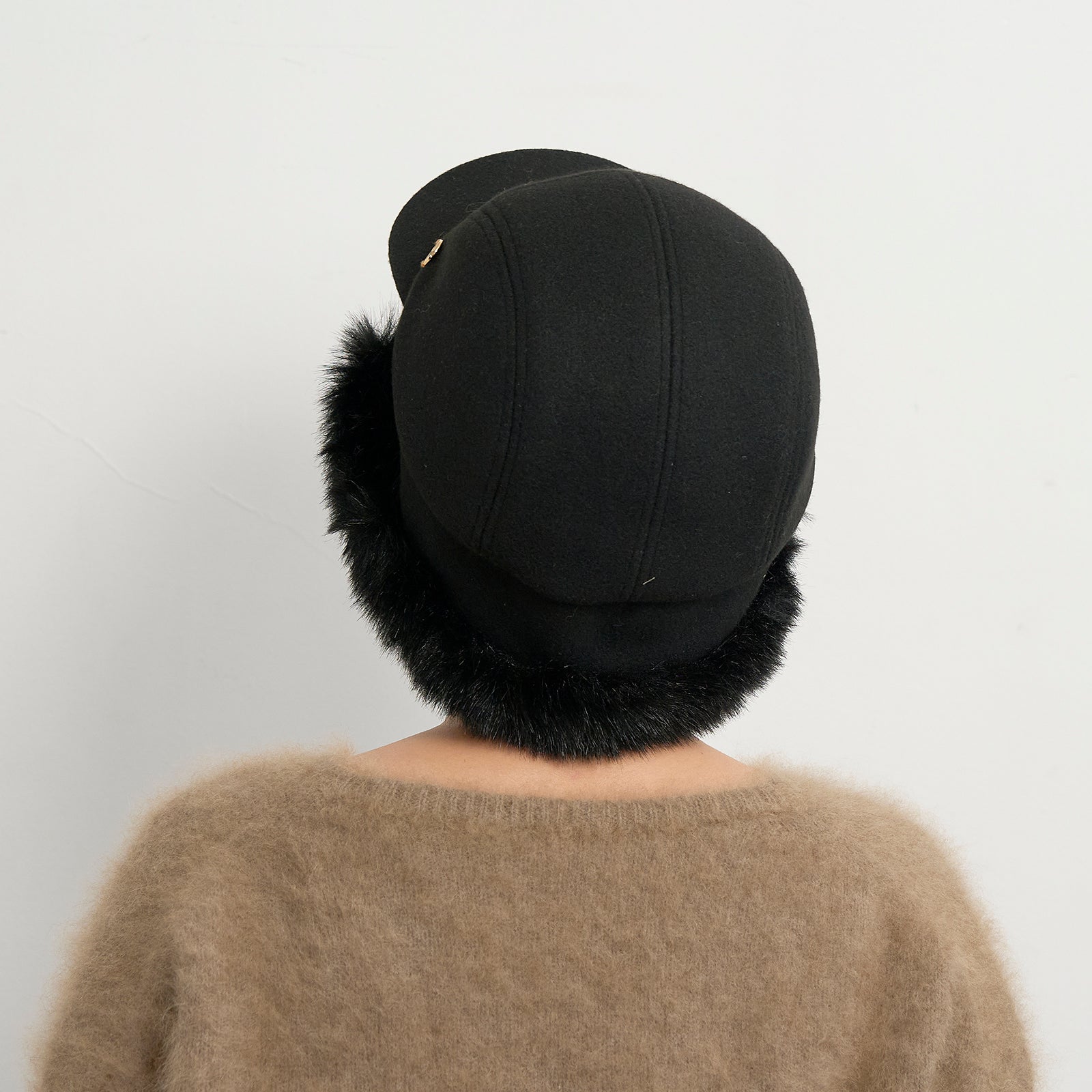 イヤフラップキャップ