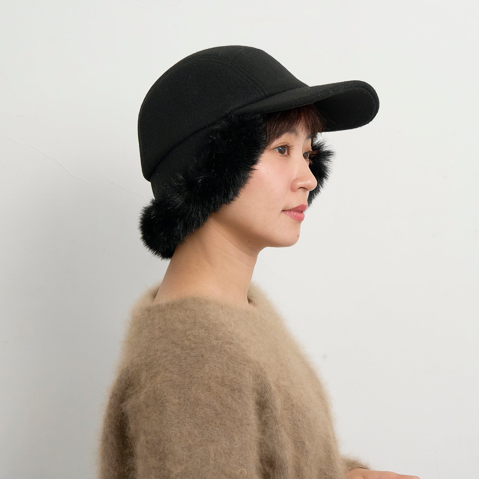 イヤフラップキャップ