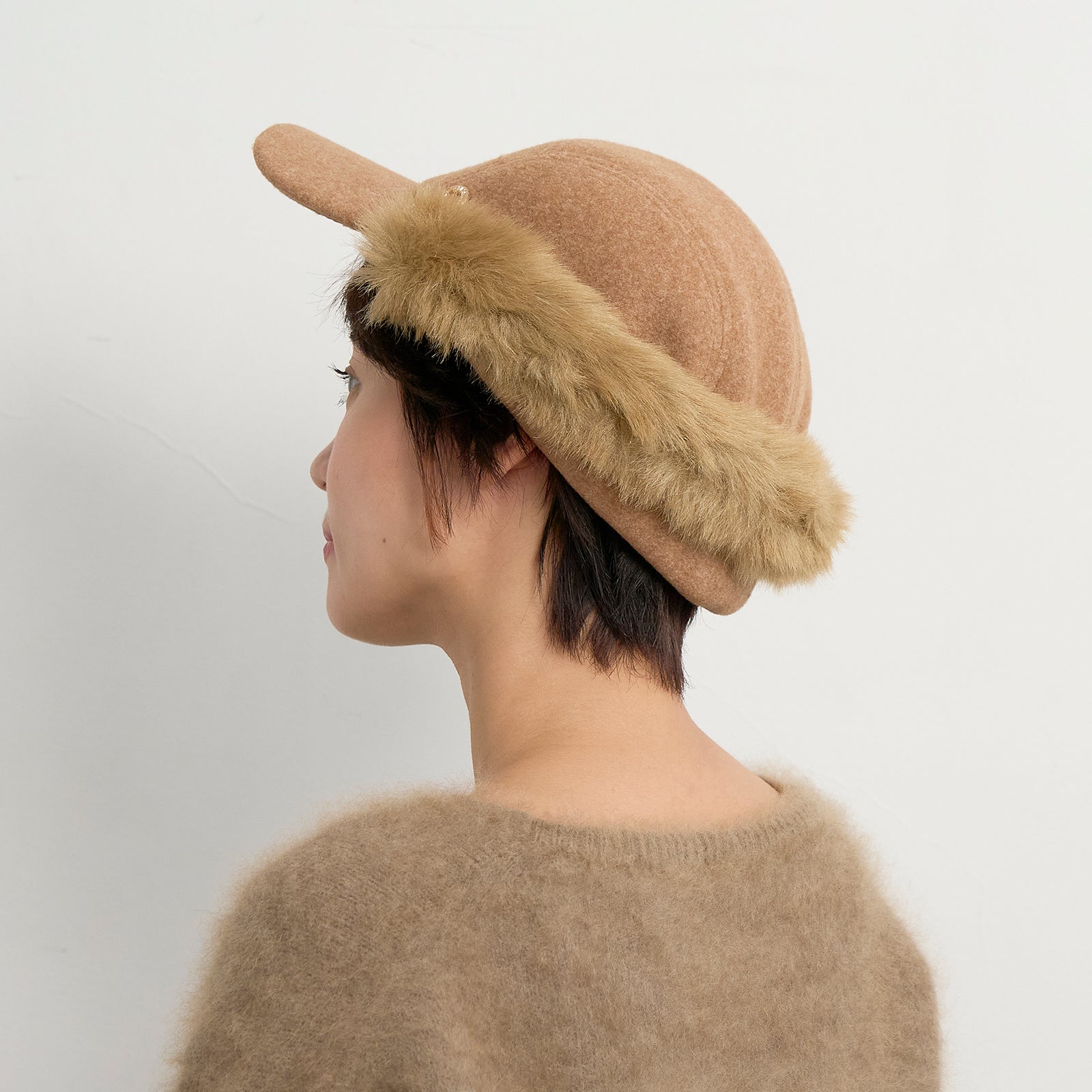 イヤフラップキャップ