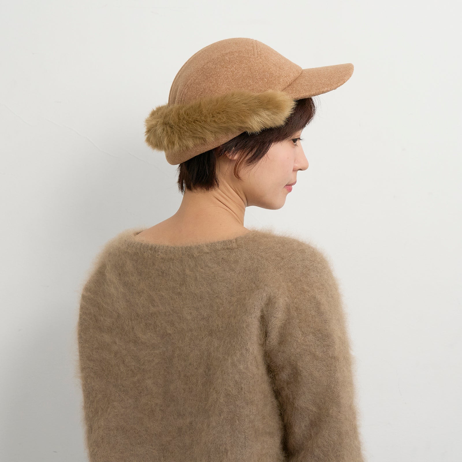 イヤフラップキャップ