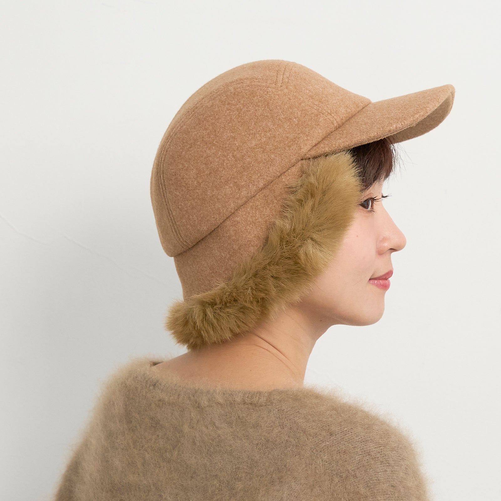 イヤフラップキャップ