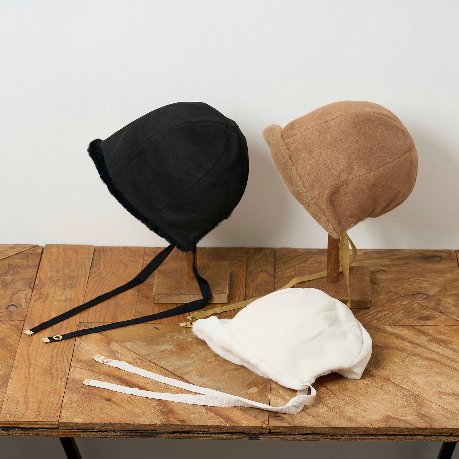 スエードボンネットフード