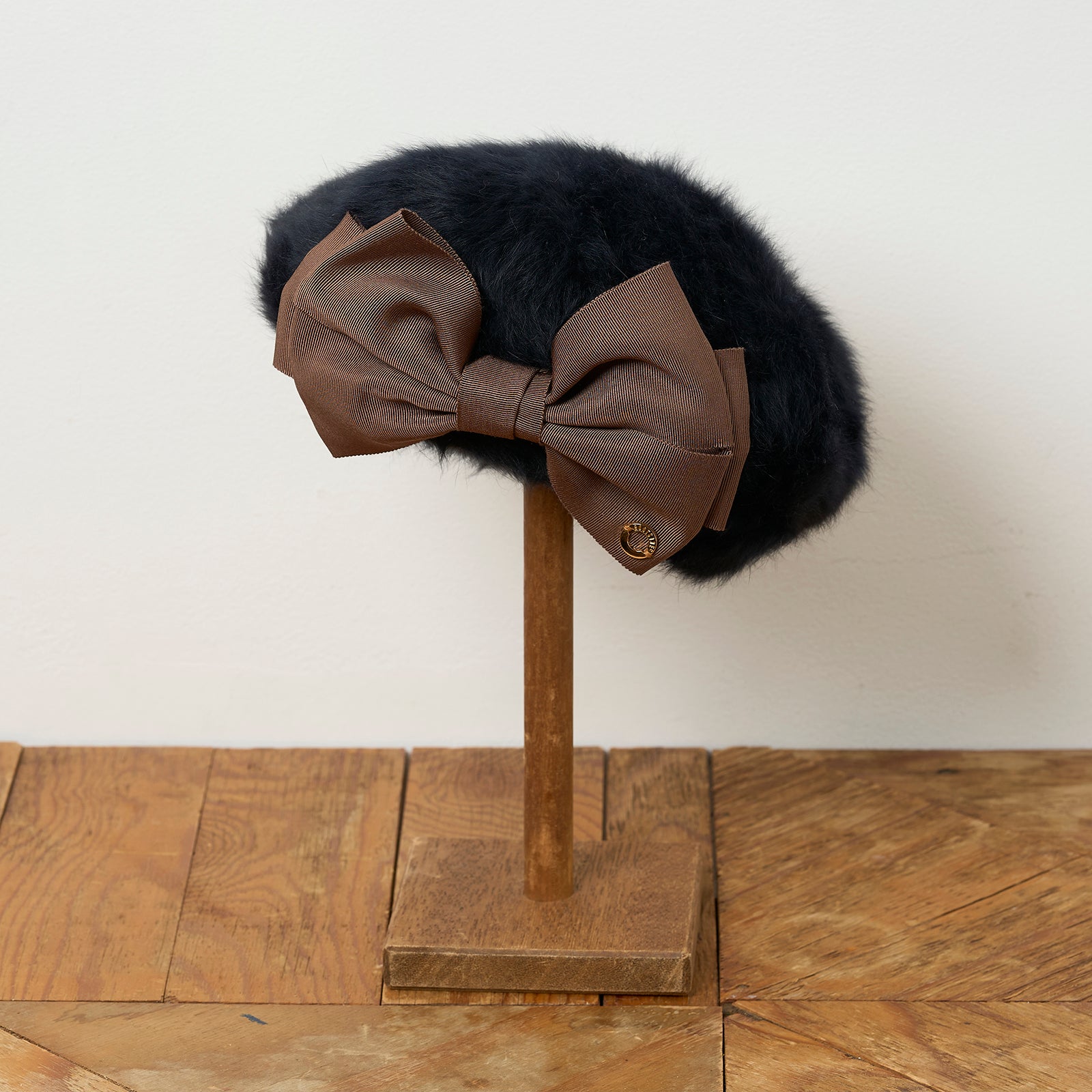 アンゴラリボンベレー