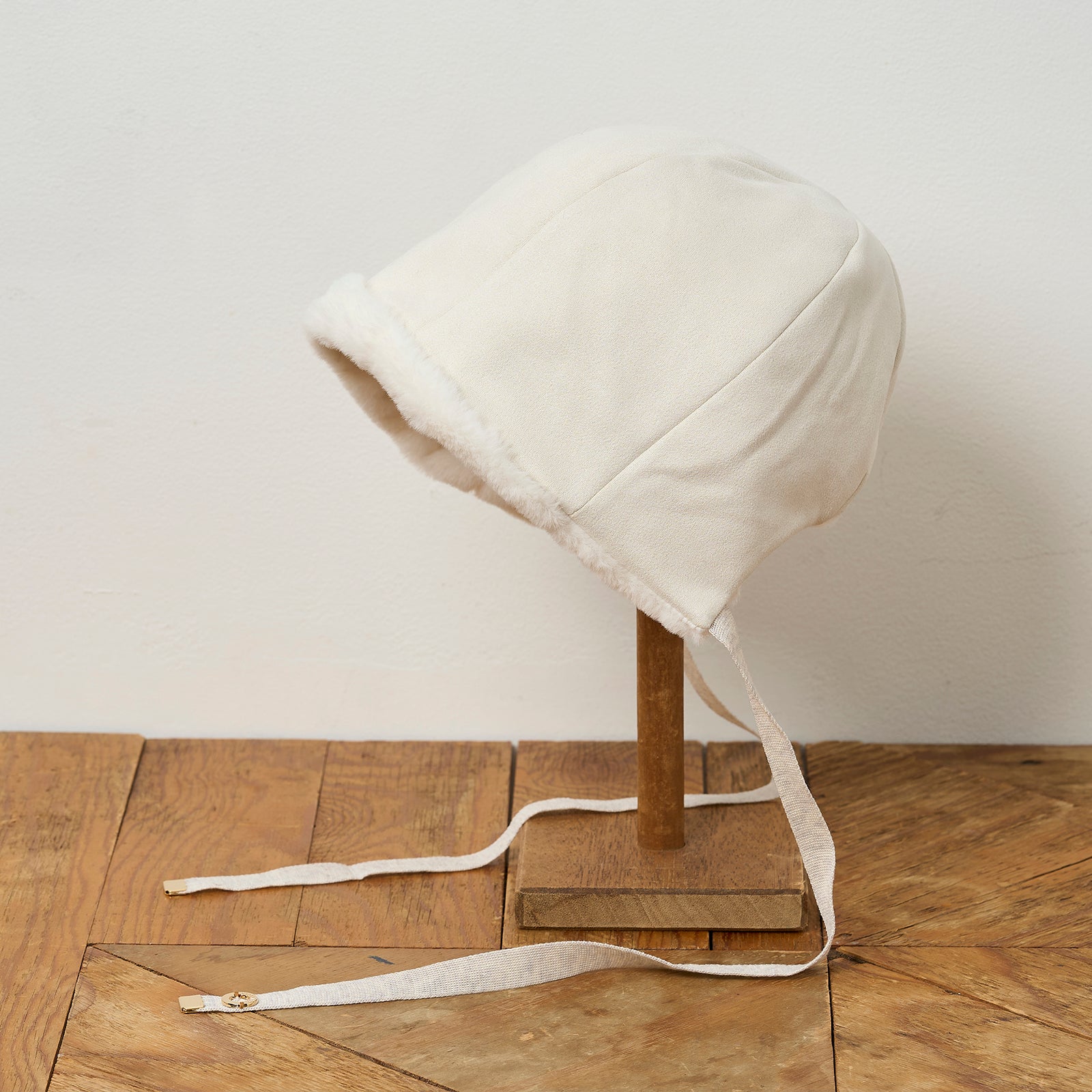 スエードボンネットフード