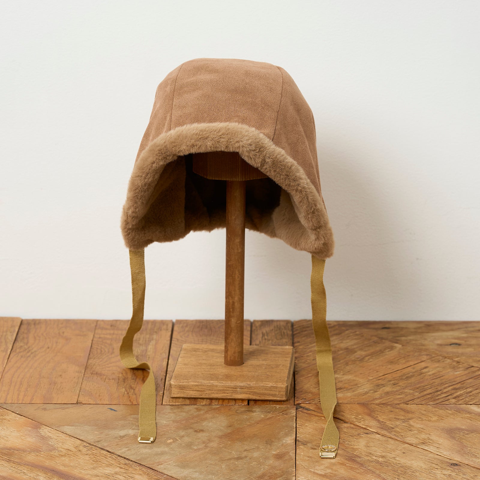 スエードボンネットフード