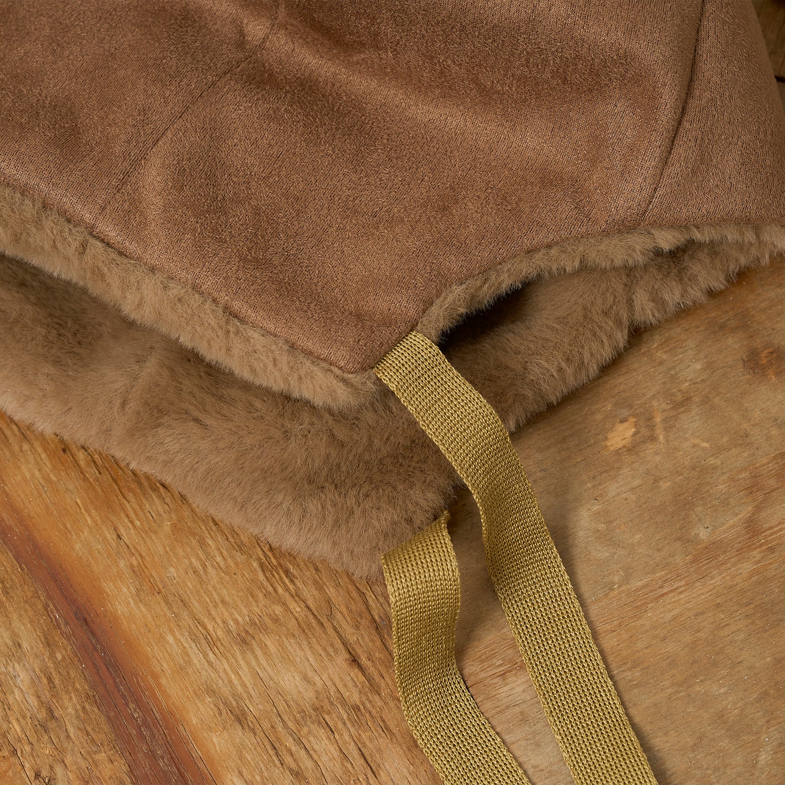 スエードボンネットフード