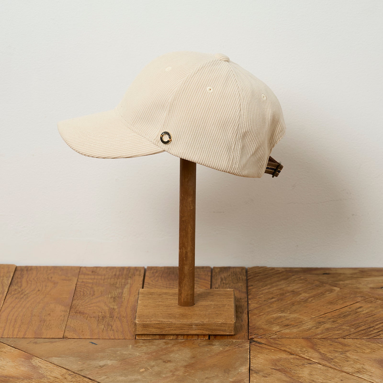 コーデュロイキャップ